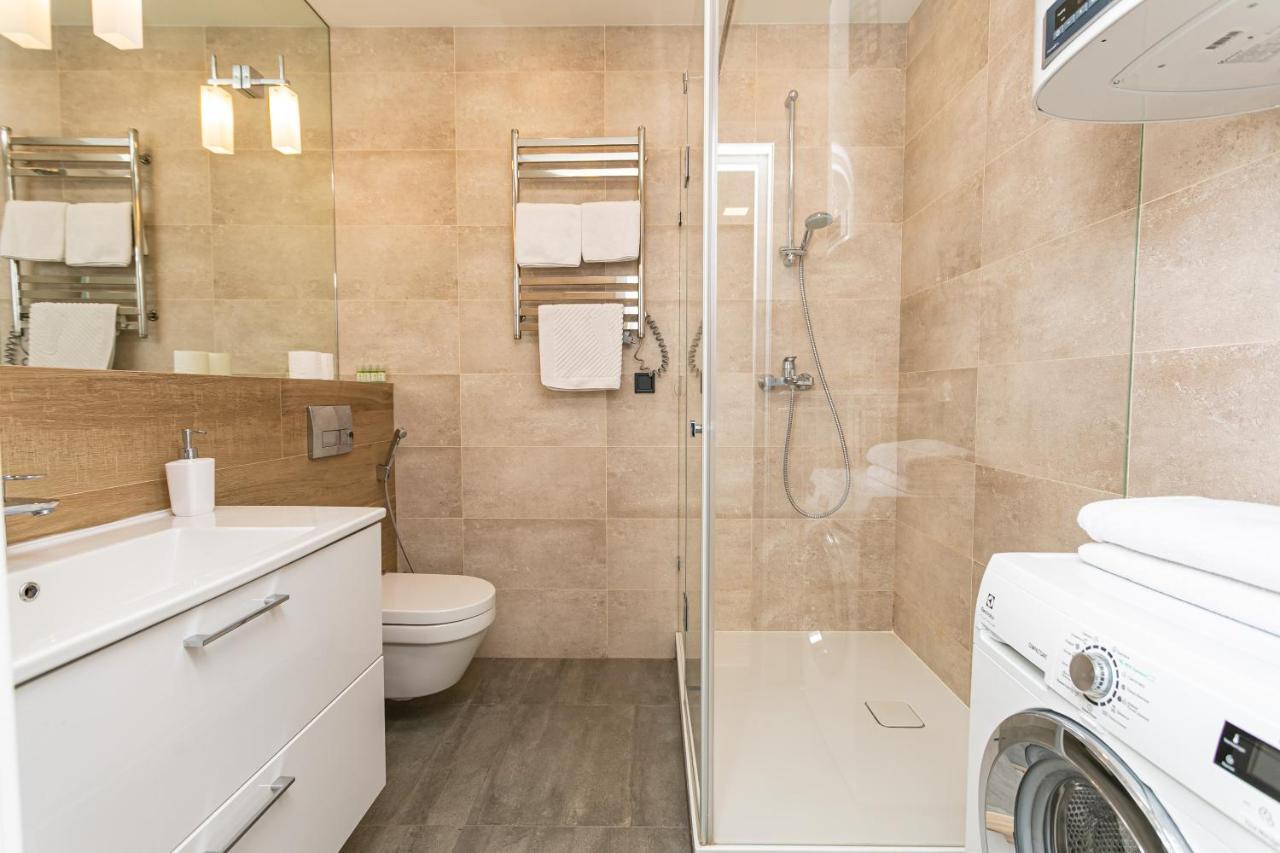 Petrovdom 190-199-216 In Spacious Apartments At Rc New York Concept House Kiev Buitenkant foto