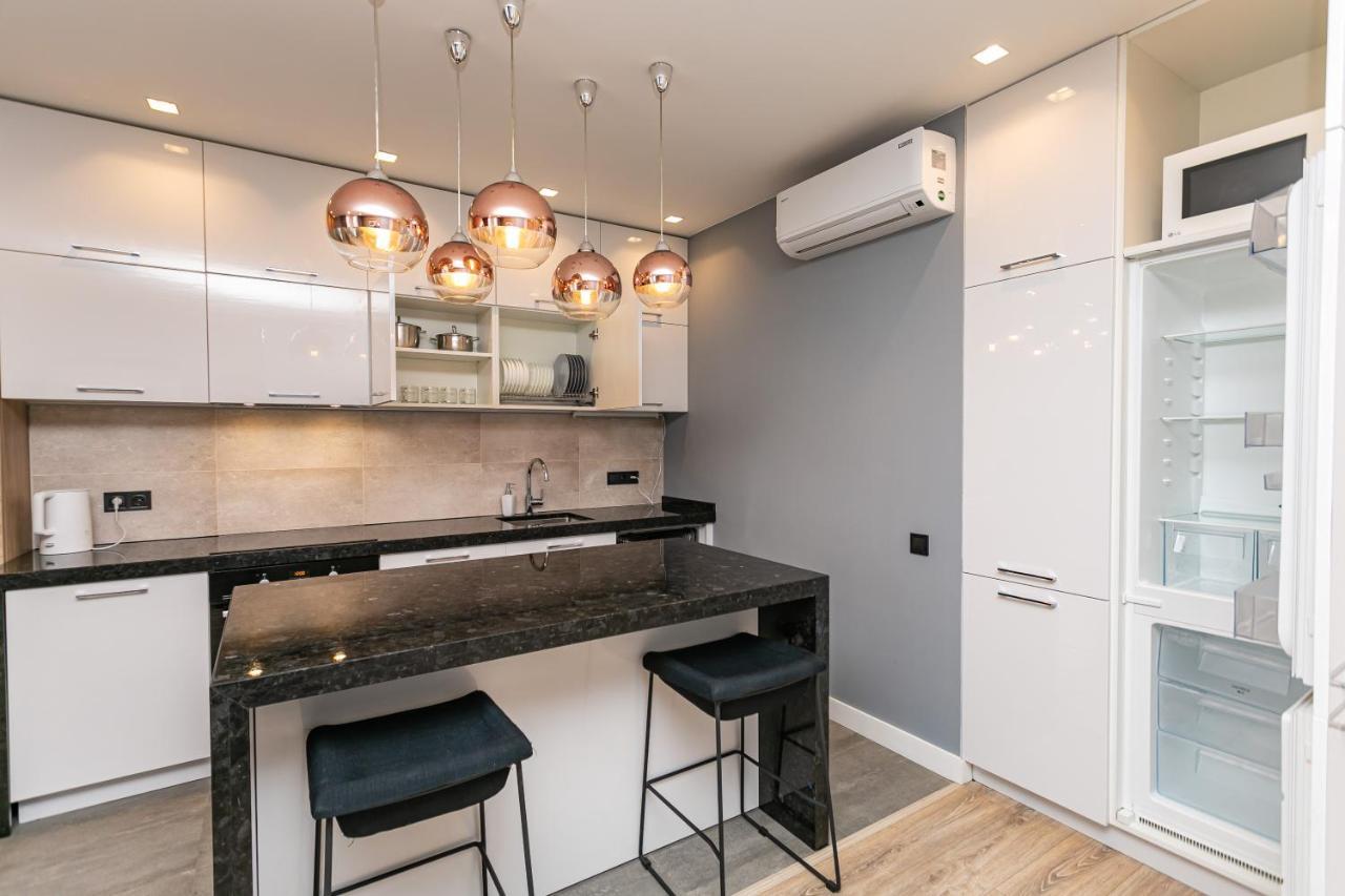 Petrovdom 190-199-216 In Spacious Apartments At Rc New York Concept House Kiev Buitenkant foto